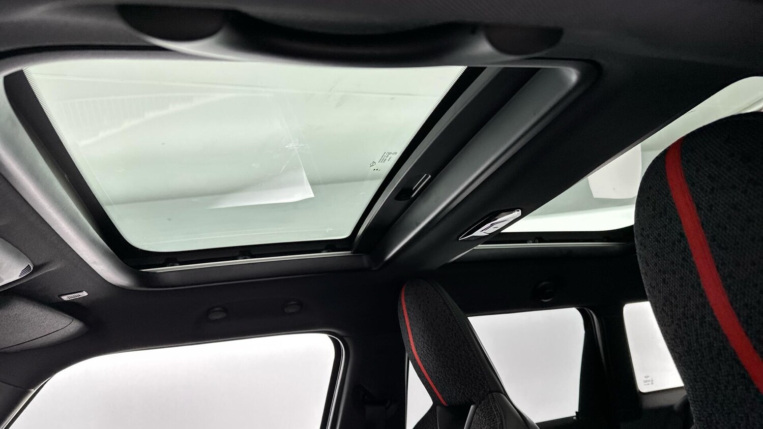 Used MINI Cooper 2025 for sale - 76760427: Photo 27