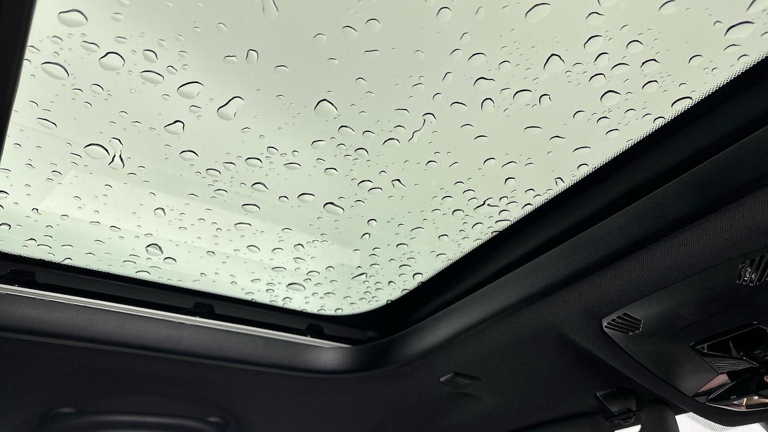 Used MINI Hatch 2024 for sale - 76760326: Photo 28