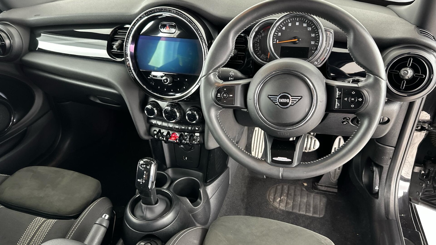 Used MINI Hatch 2022 for sale - 77237994: Photo 4