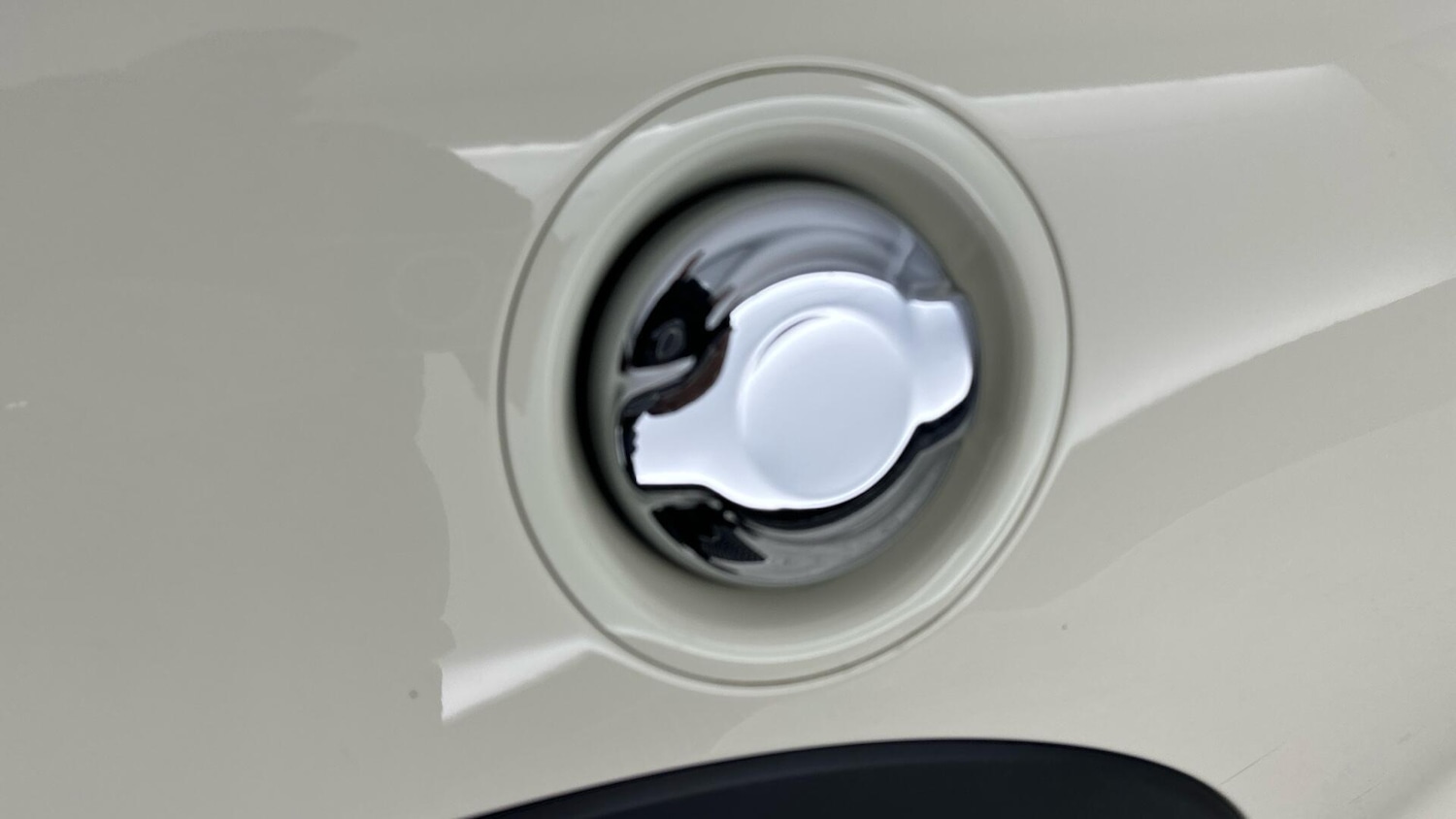 Used MINI Convertible 2019 for sale - 76760488: Photo 26