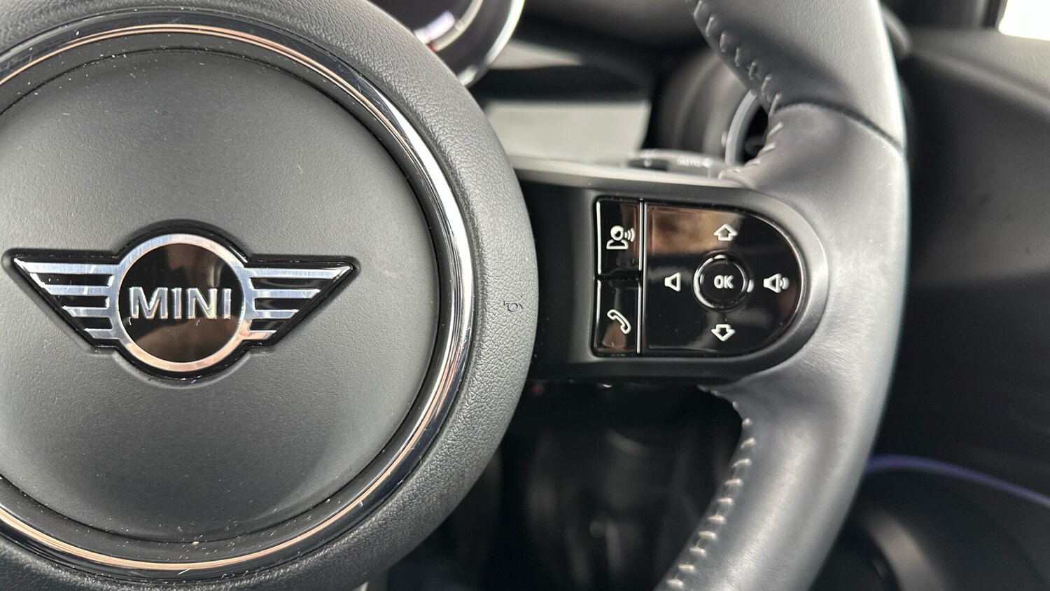 Used MINI Convertible 2022 for sale - 76760453: Photo 18