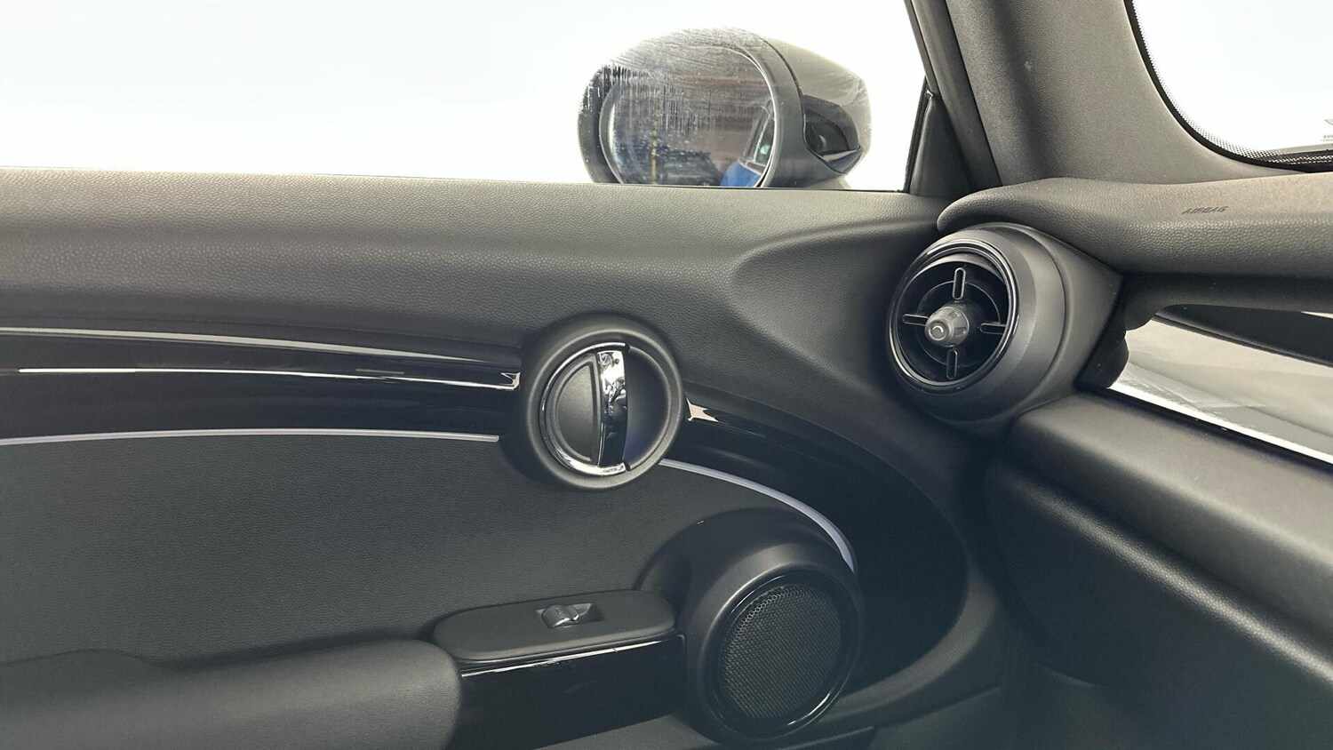 Used MINI Convertible 2022 for sale - 76760453: Photo 29