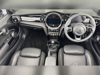 Used MINI Convertible 2022 for sale - 76760453: Photo