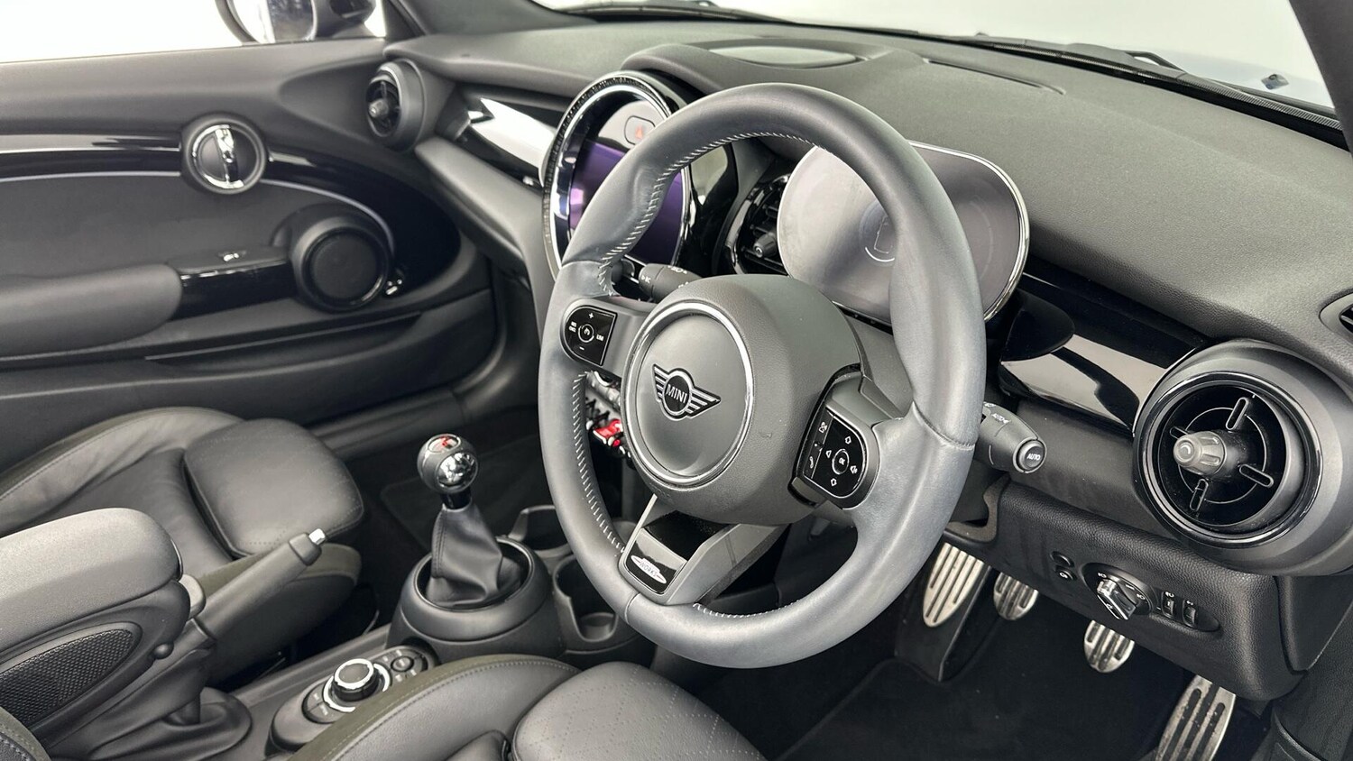 Used MINI Convertible 2022 for sale - 76760453: Photo 6