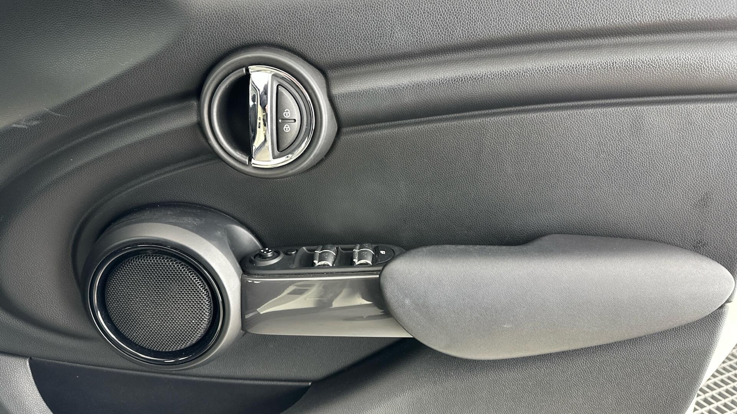 Used MINI Hatch 2018 for sale - 77993447: Photo 20