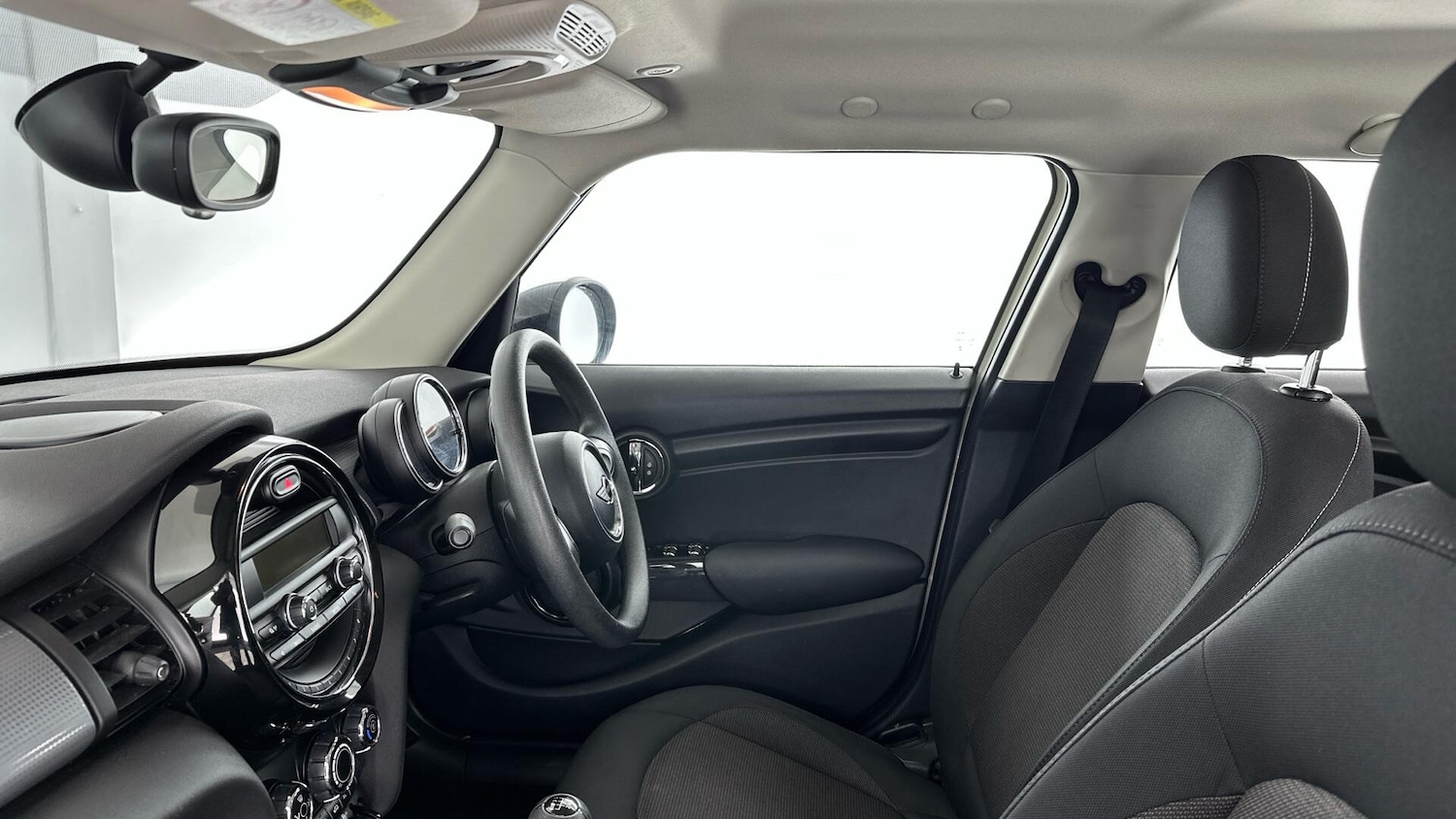 Used MINI Hatch 2018 for sale - 77993447: Photo 25