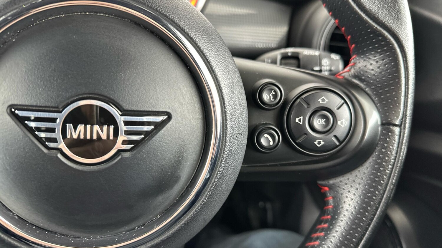 Used MINI Hatch 2019 for sale - 77291401: Photo 18