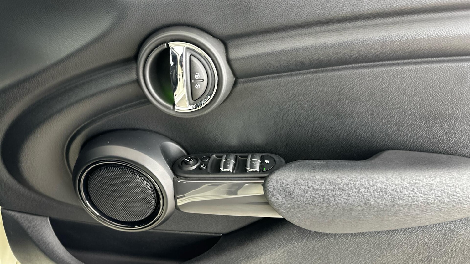 Used MINI Hatch 2019 for sale - 77291401: Photo 20