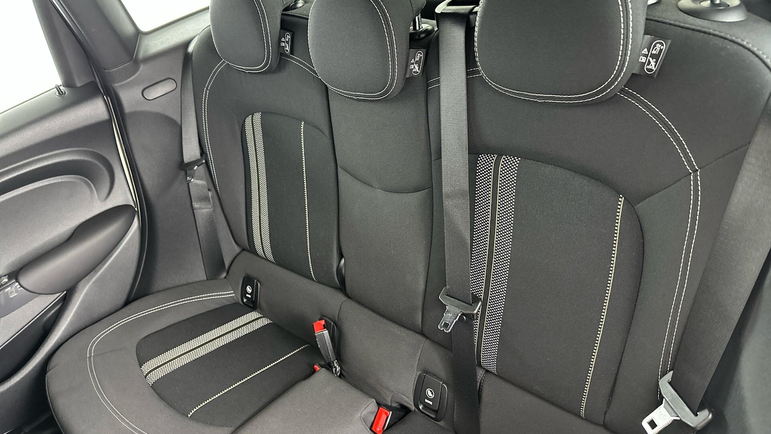 Used MINI Hatch 2019 for sale - 77291401: Photo 24