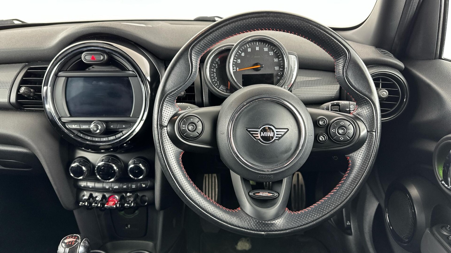 Used MINI Hatch 2019 for sale - 77291401: Photo 5