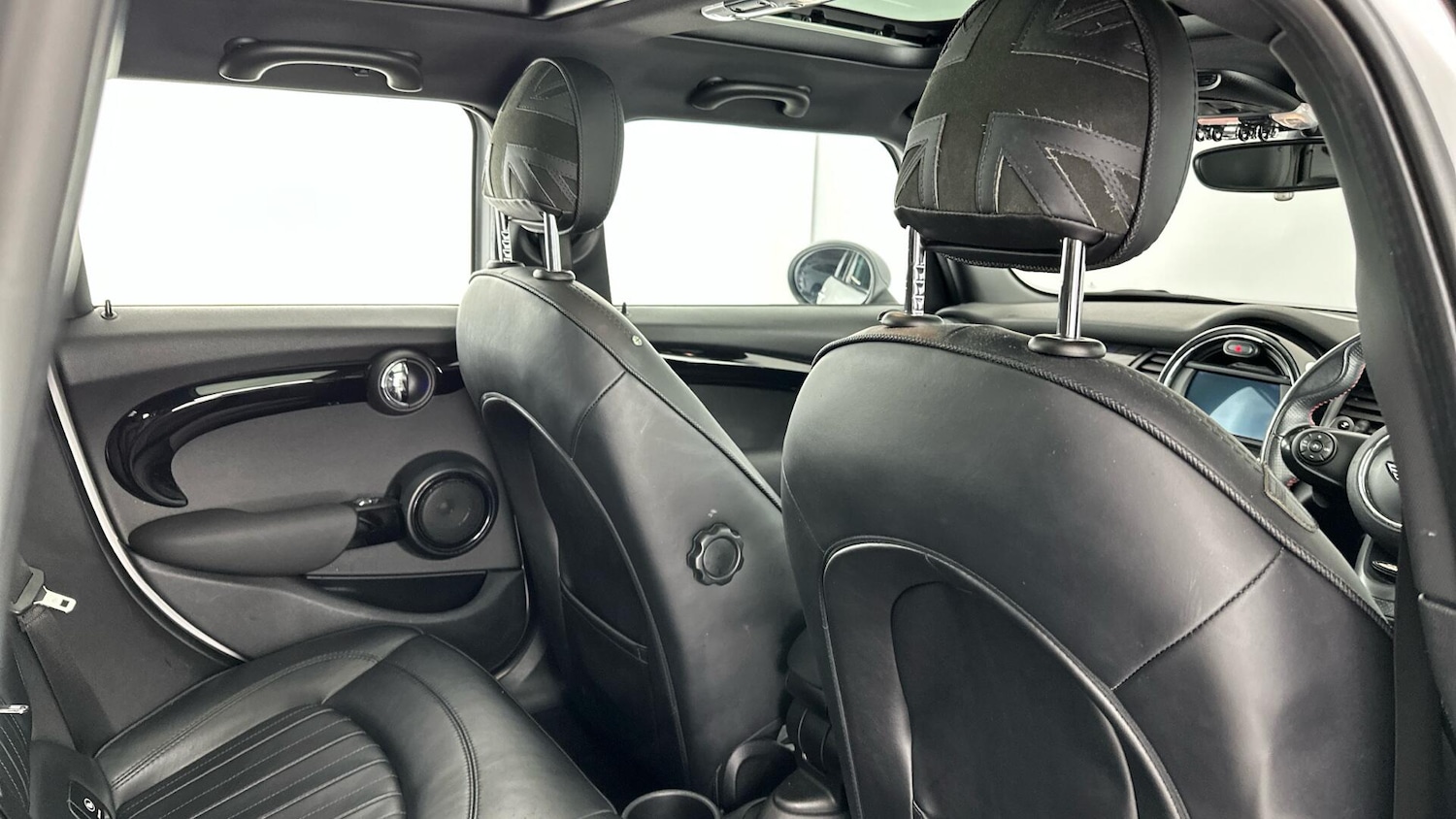 Used MINI Hatch 2018 for sale - 76760382: Photo 27