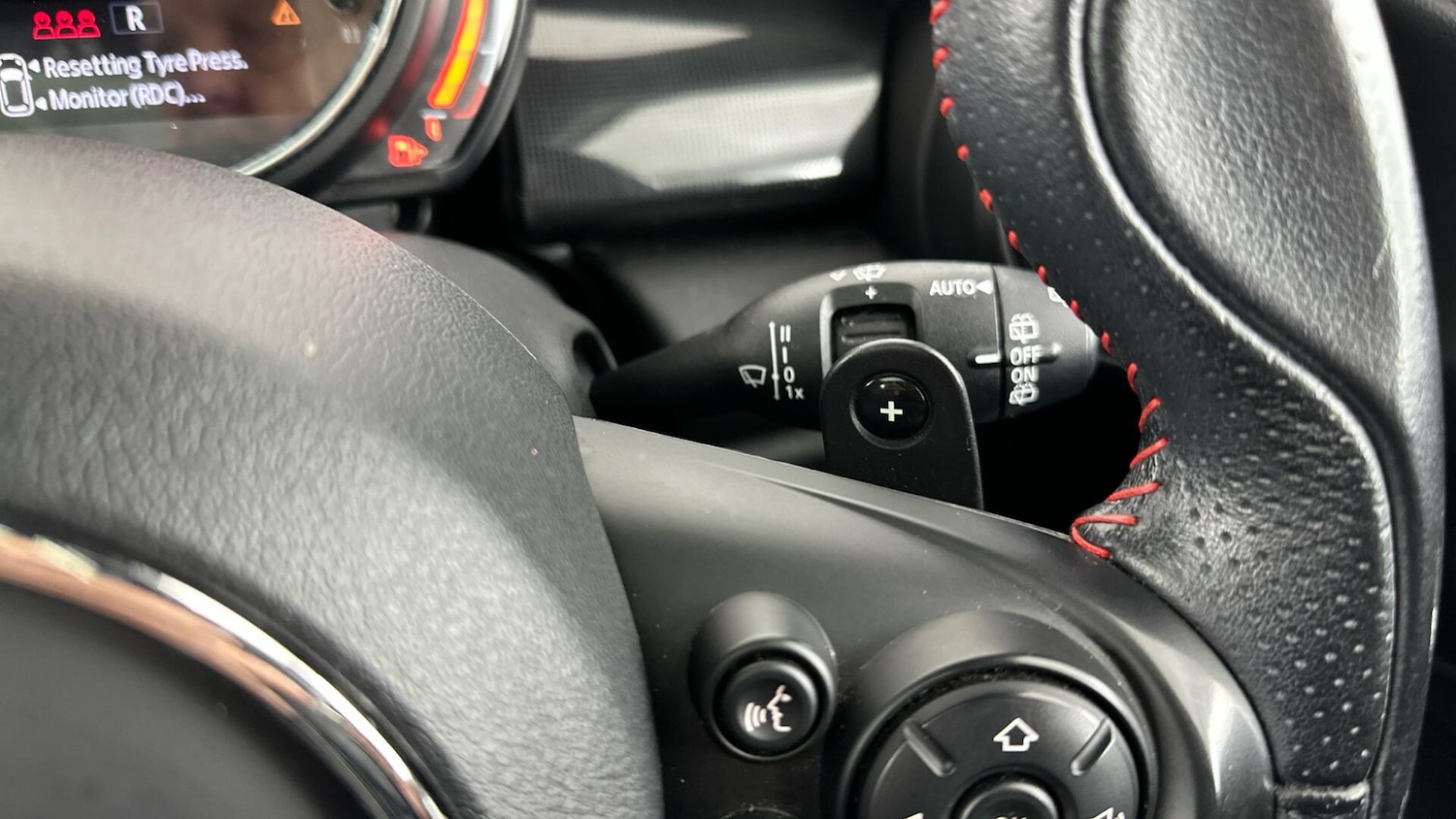 Used MINI Hatch 2018 for sale - 76760382: Photo 34