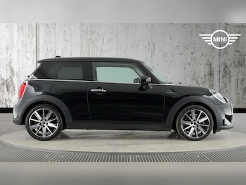 Used MINI Hatch 2022 for sale - 77564876: Photo