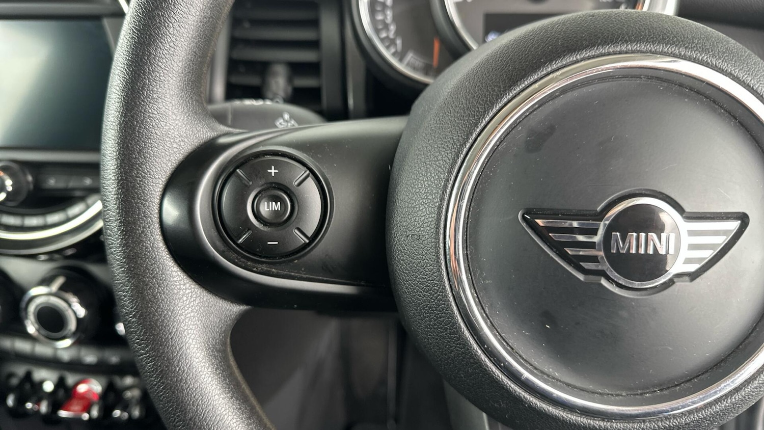 Used MINI Hatch 2018 for sale - 77710333: Photo 17