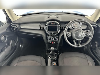 Used MINI Hatch 2018 for sale - 77710333: Photo