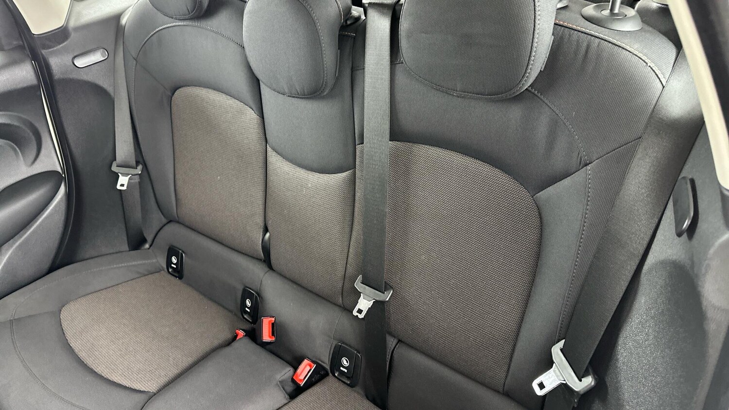 Used MINI Hatch 2019 for sale - 76760445: Photo 24