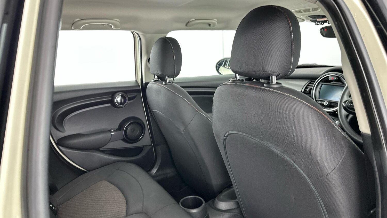 Used MINI Hatch 2019 for sale - 76760445: Photo 26