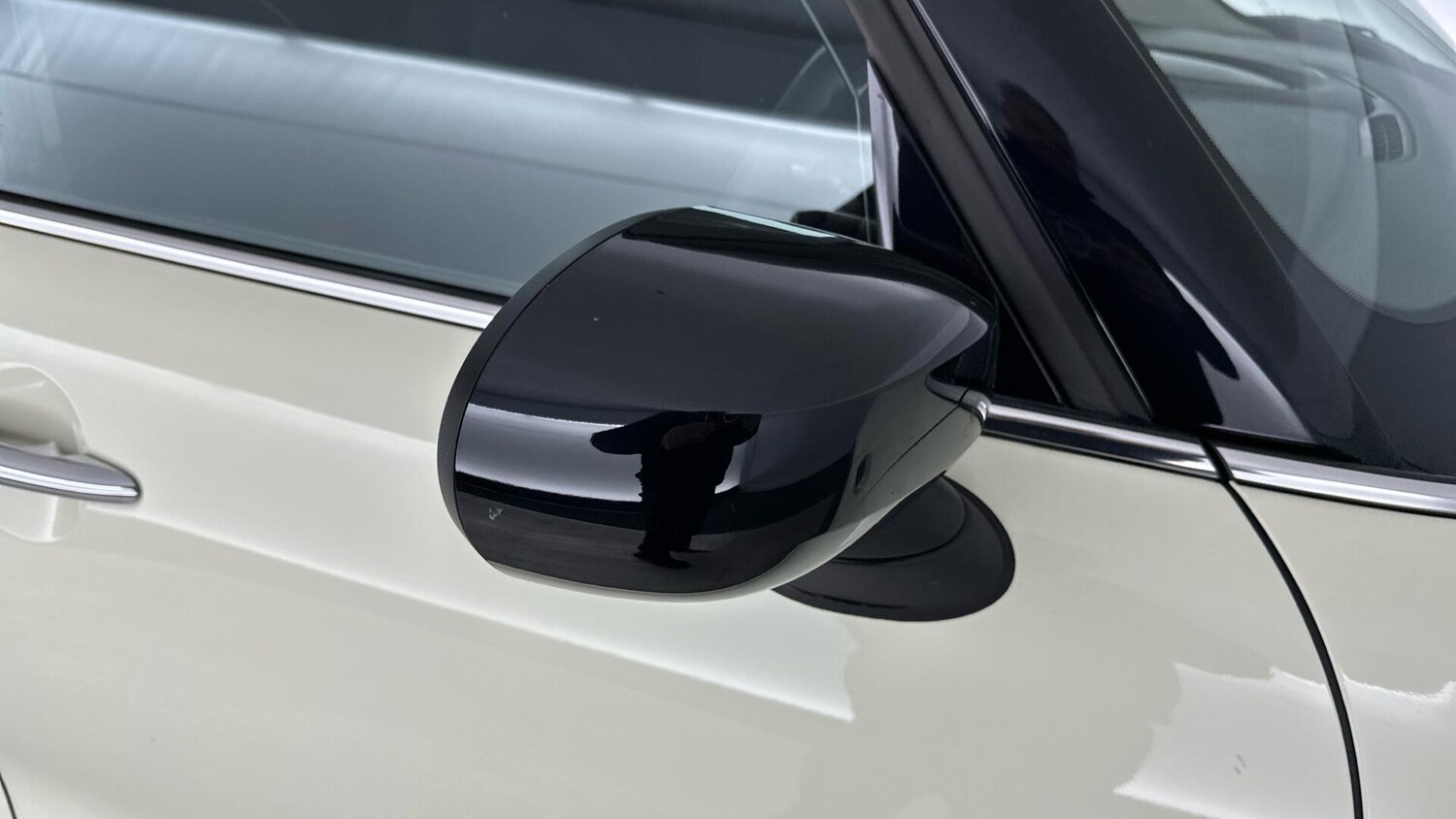 Used MINI Hatch 2019 for sale - 76760445: Photo 28