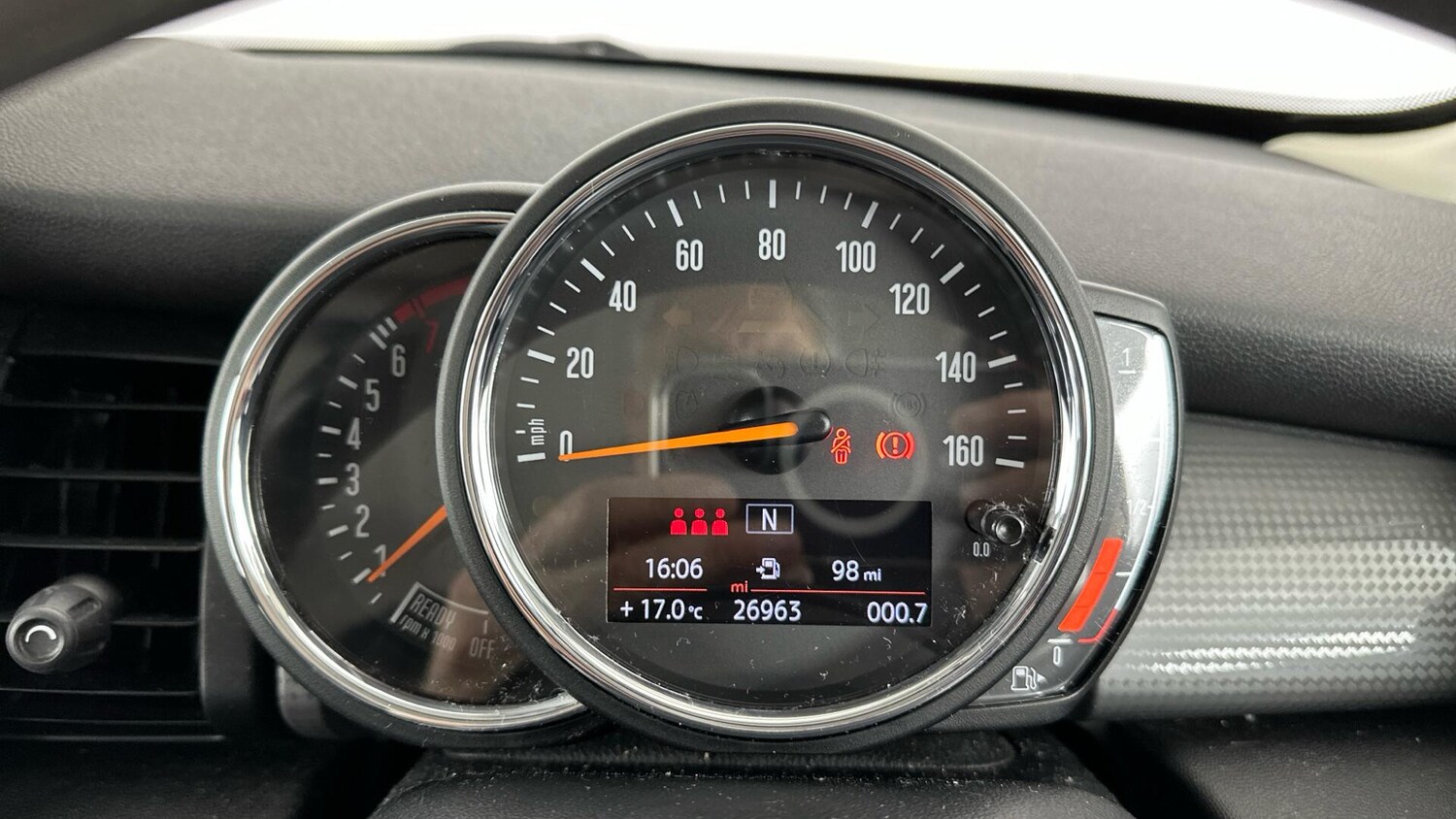 Used MINI Hatch 2019 for sale - 76760445: Photo 9