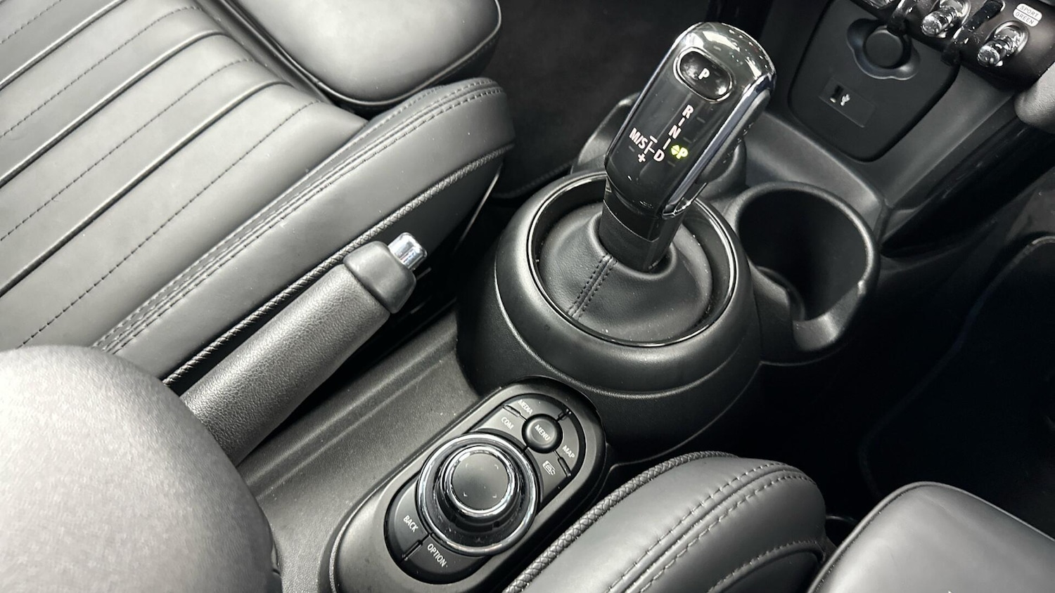 Used MINI Hatch 2022 for sale - 76760346: Photo 10