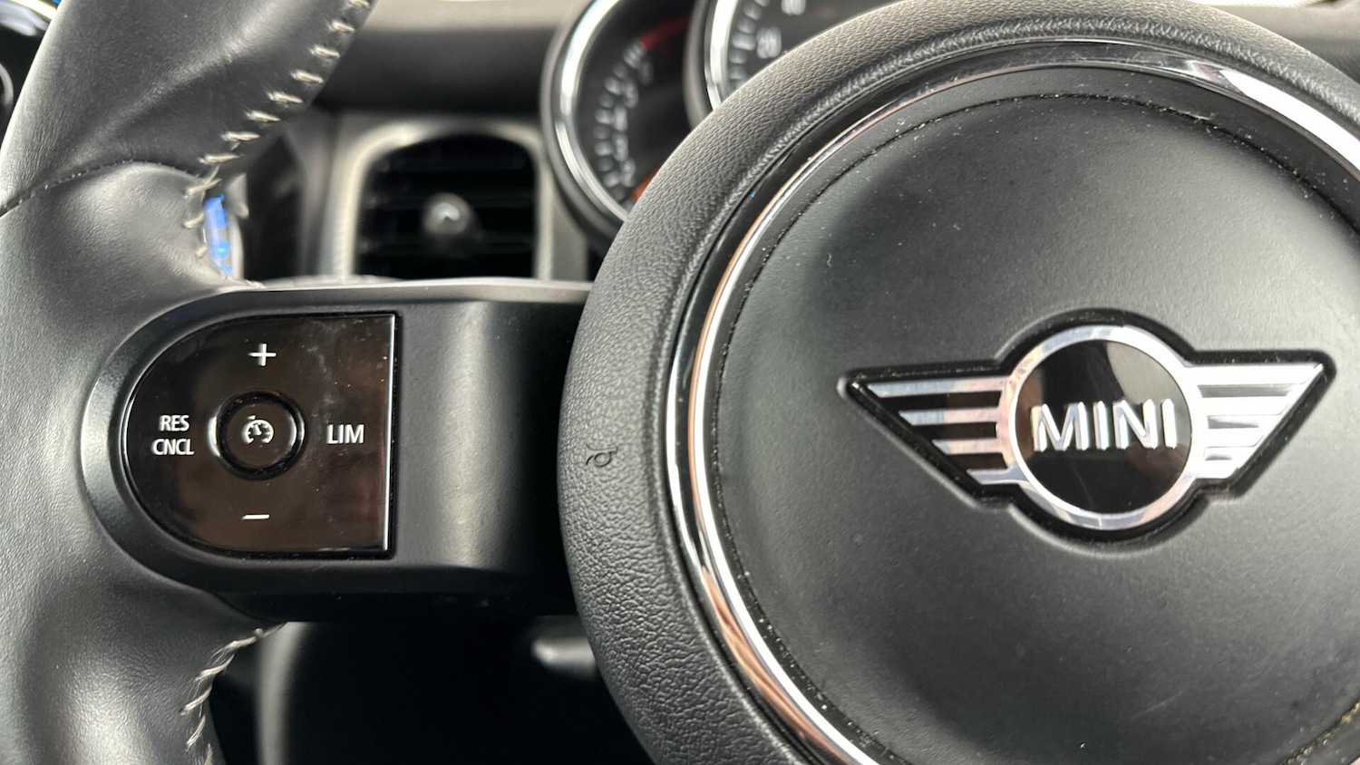 Used MINI Hatch 2022 for sale - 76760486: Photo 17