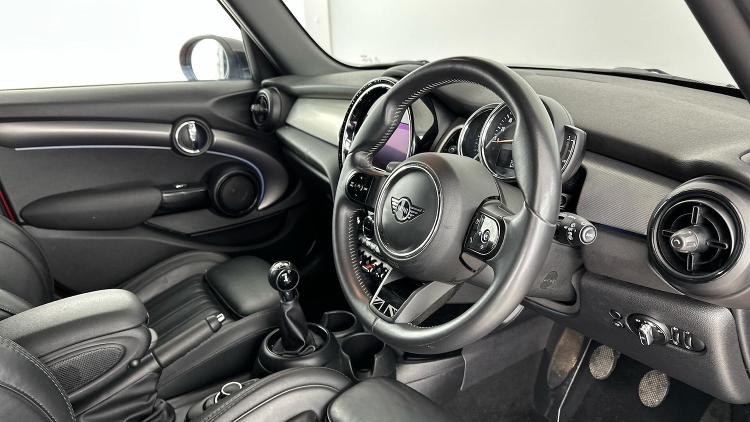 Used MINI Hatch 2022 for sale - 76760486: Photo 6