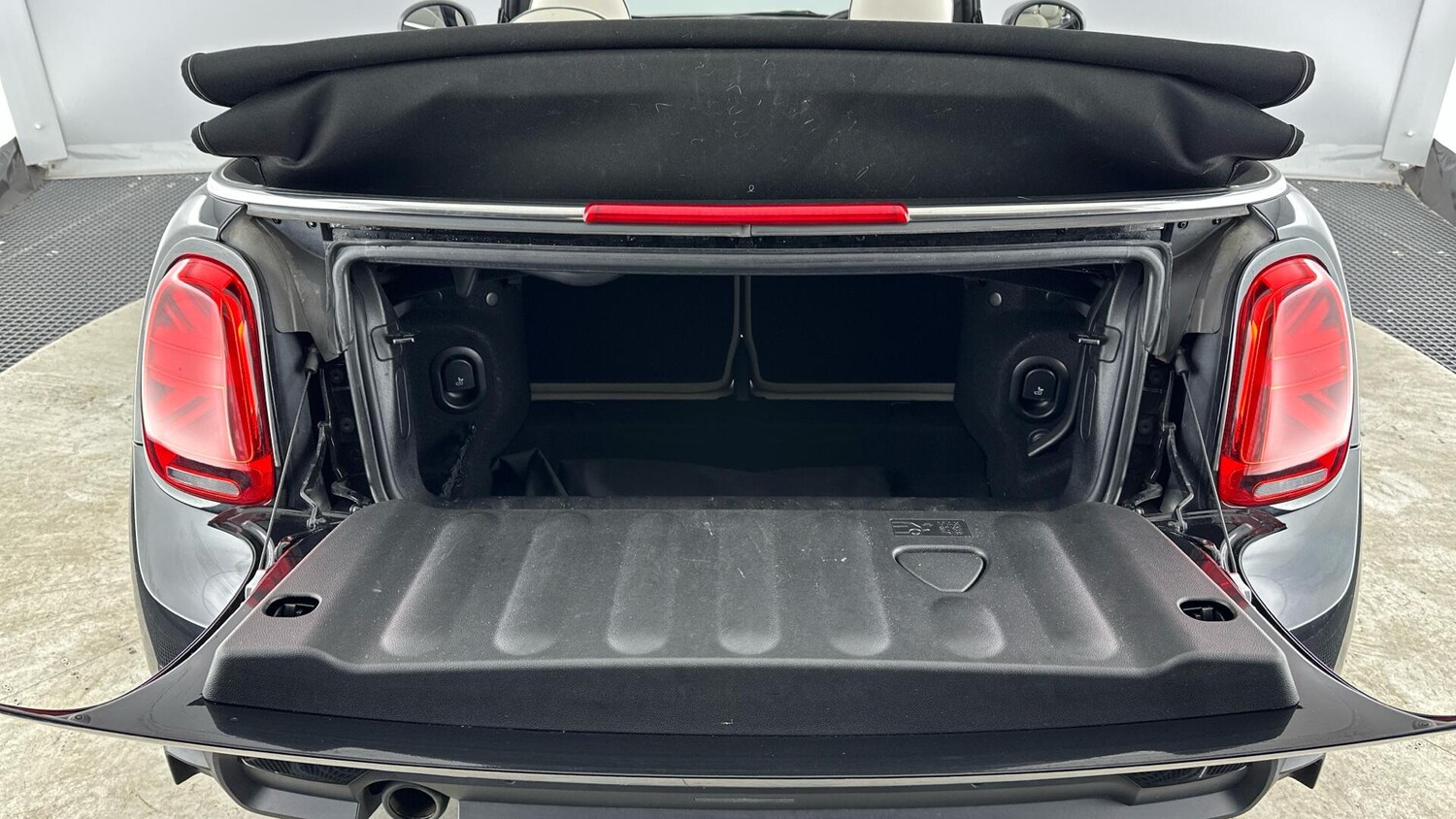 Used MINI Convertible 2023 for sale - 77425886: Photo 13