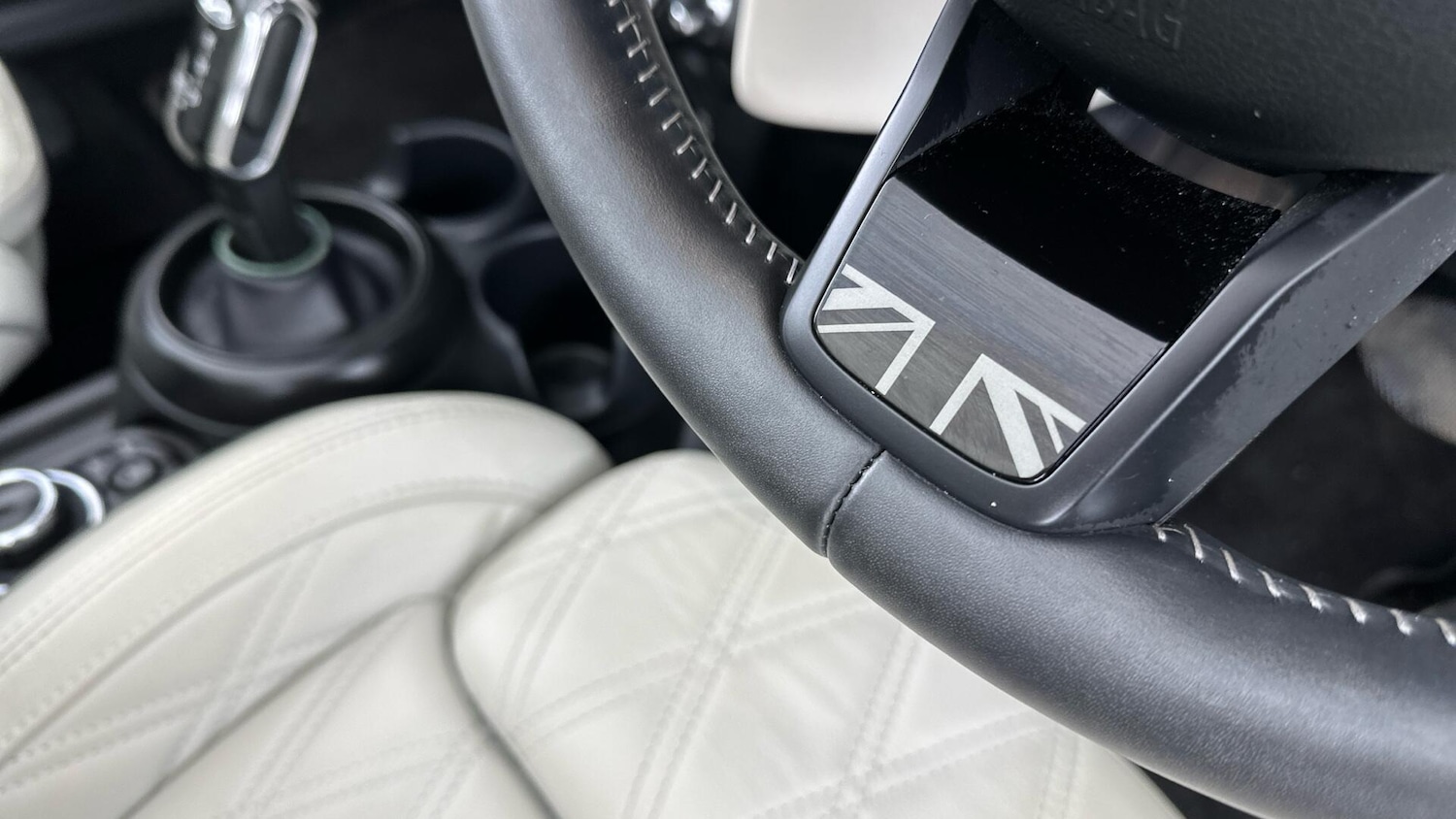 Used MINI Convertible 2023 for sale - 77425886: Photo 26