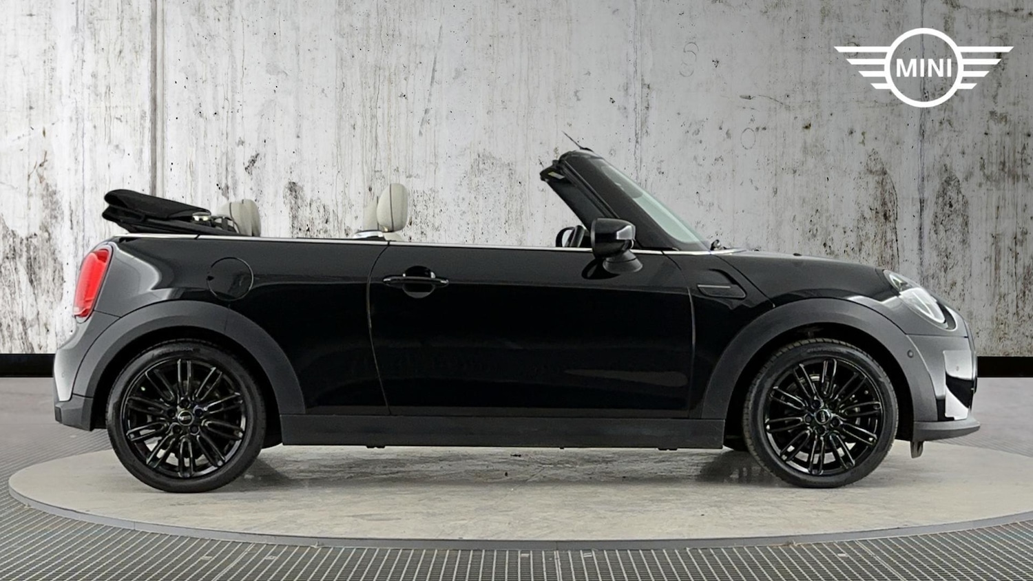 Used MINI Convertible 2023 for sale - 77425886: Photo 3