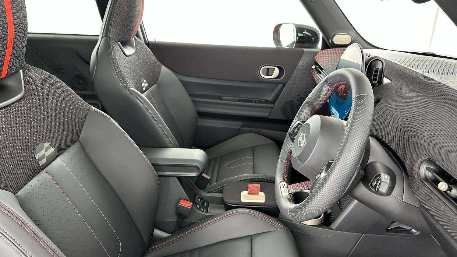 Used MINI Cooper 2025 for sale - 76760439: Photo 11