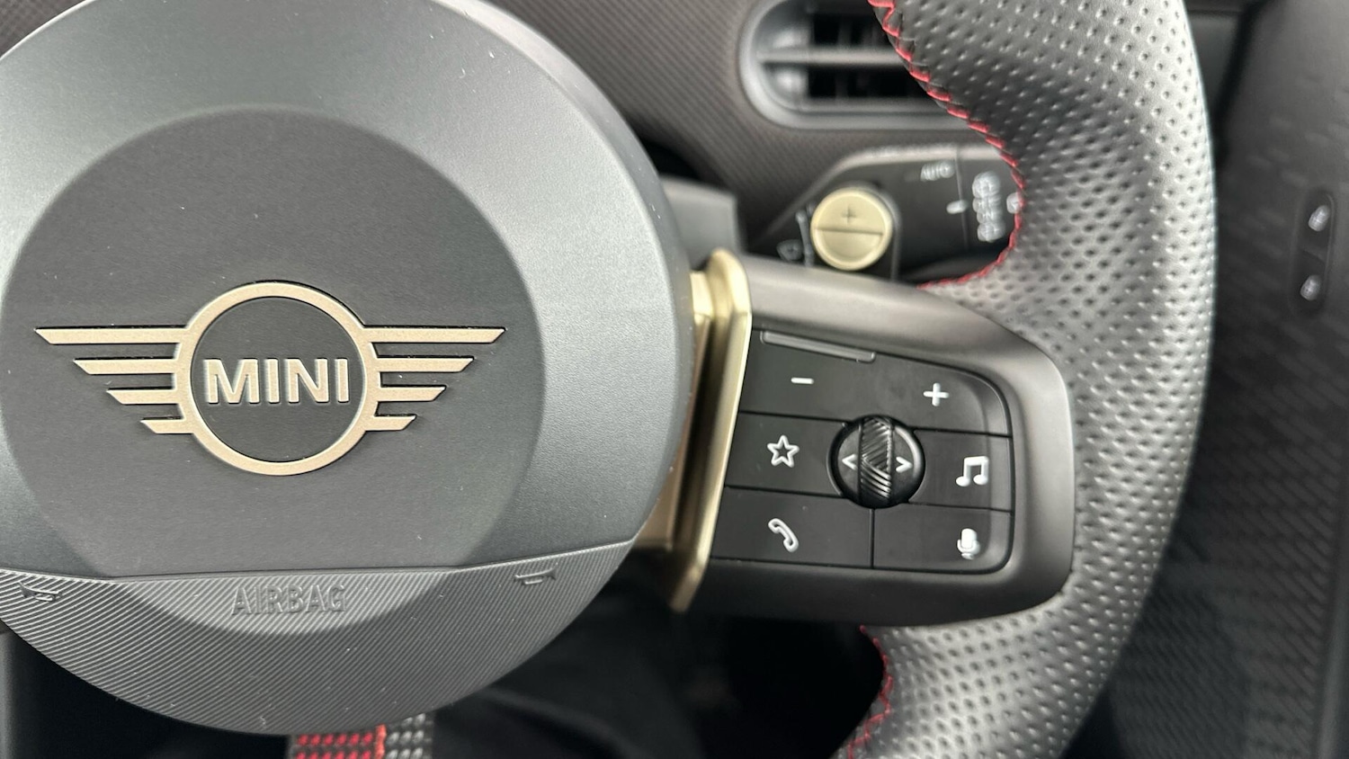 Used MINI Cooper 2025 for sale - 76760439: Photo 18