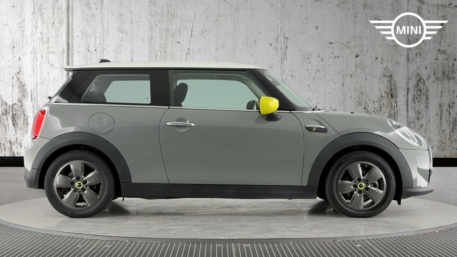 Used MINI Hatch 2021 for sale - 76760463: Photo 3