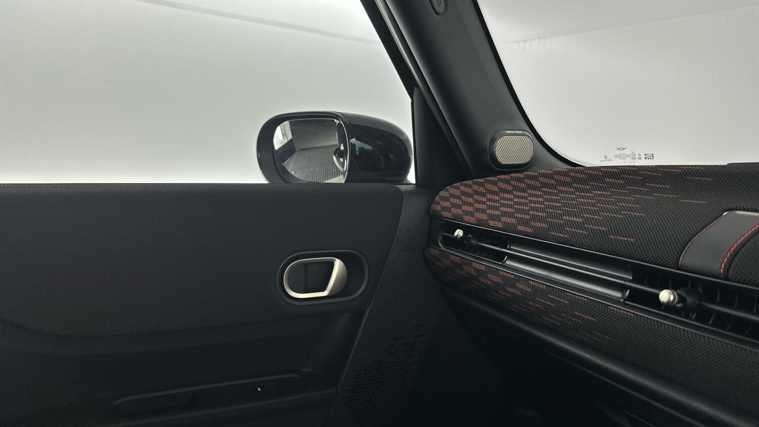 Used MINI Hatch 2025 for sale - 76865258: Photo 37