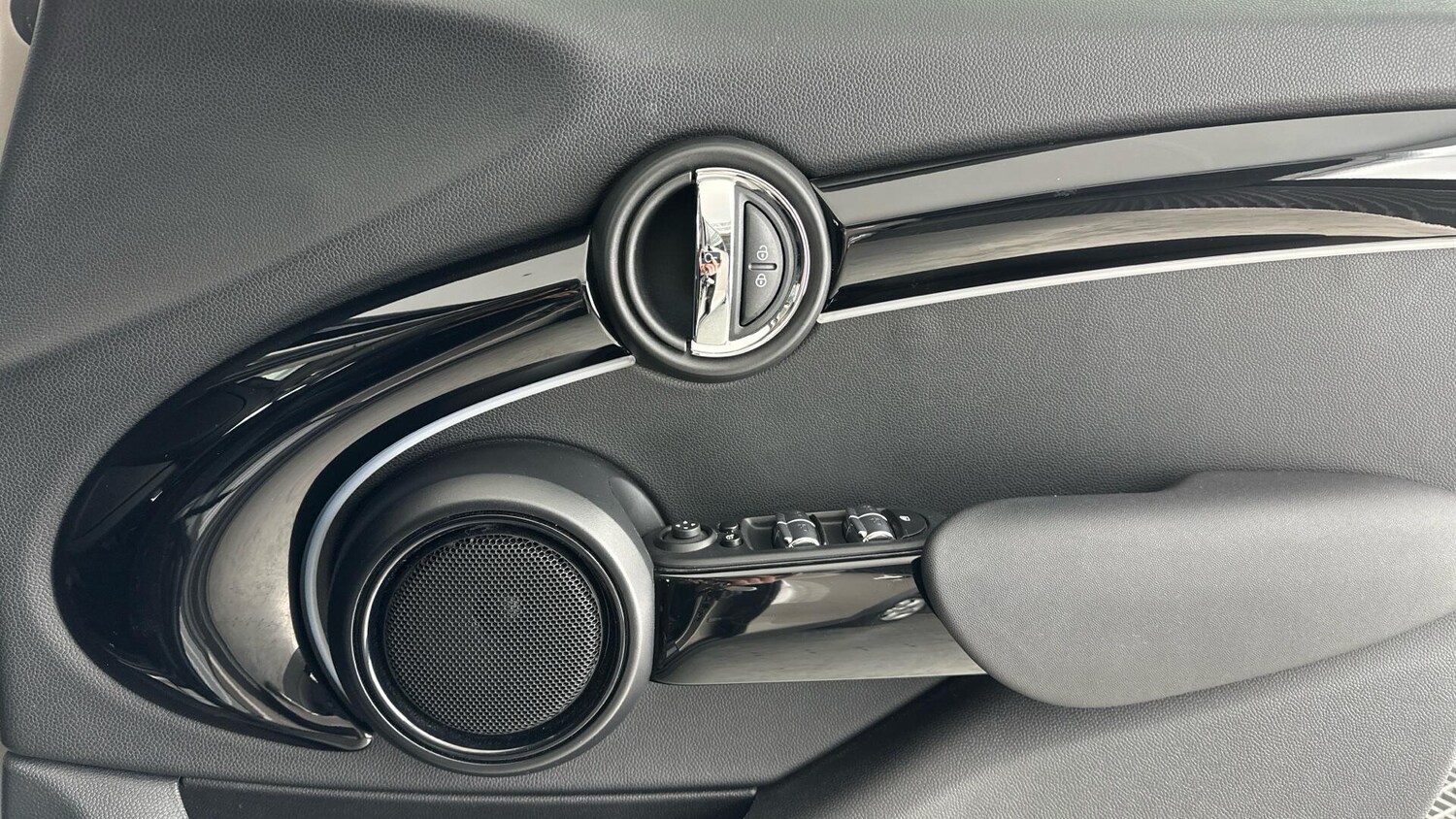 Used MINI Hatch 2022 for sale - 76760498: Photo 20