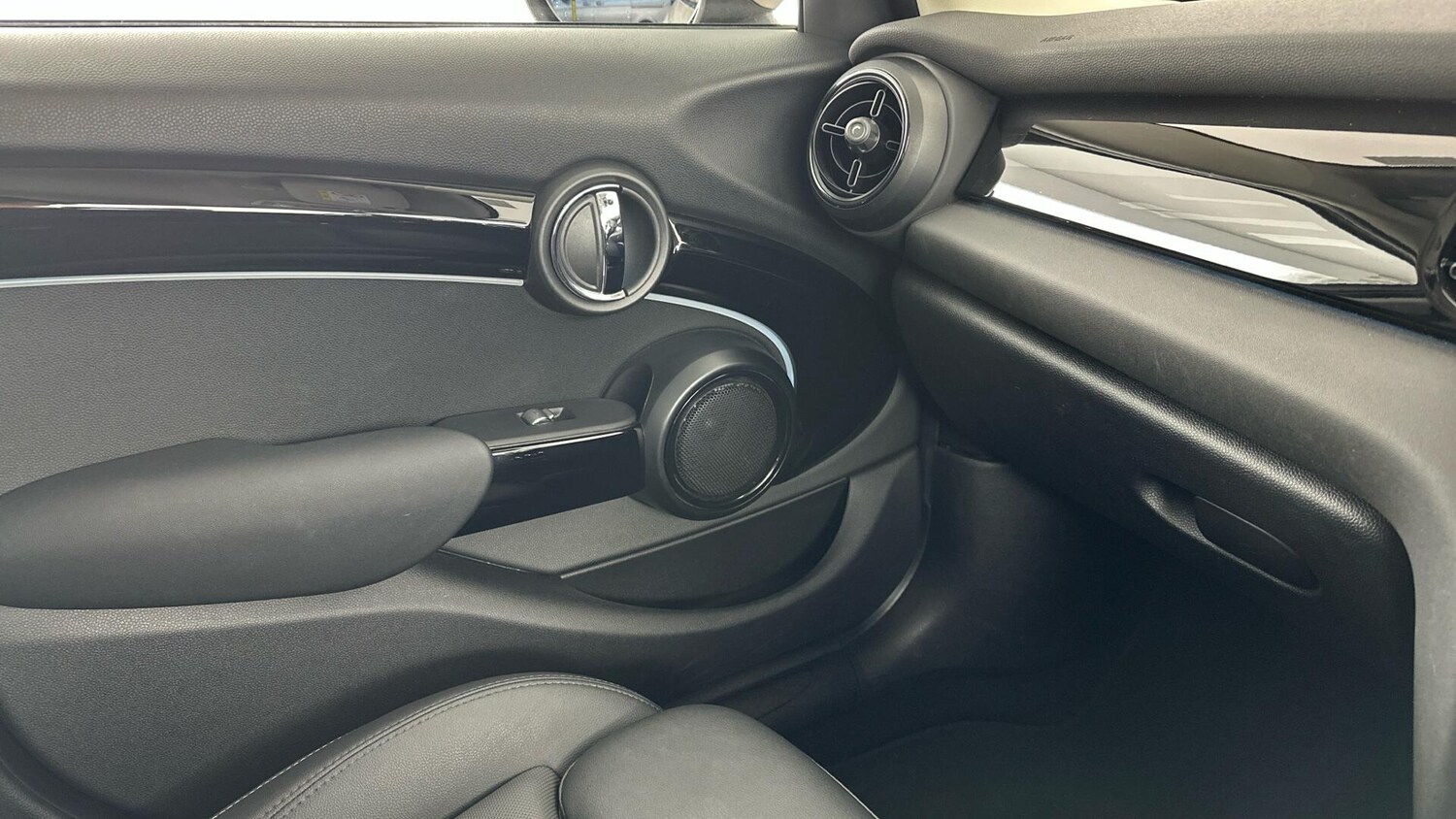 Used MINI Hatch 2022 for sale - 76760498: Photo 24