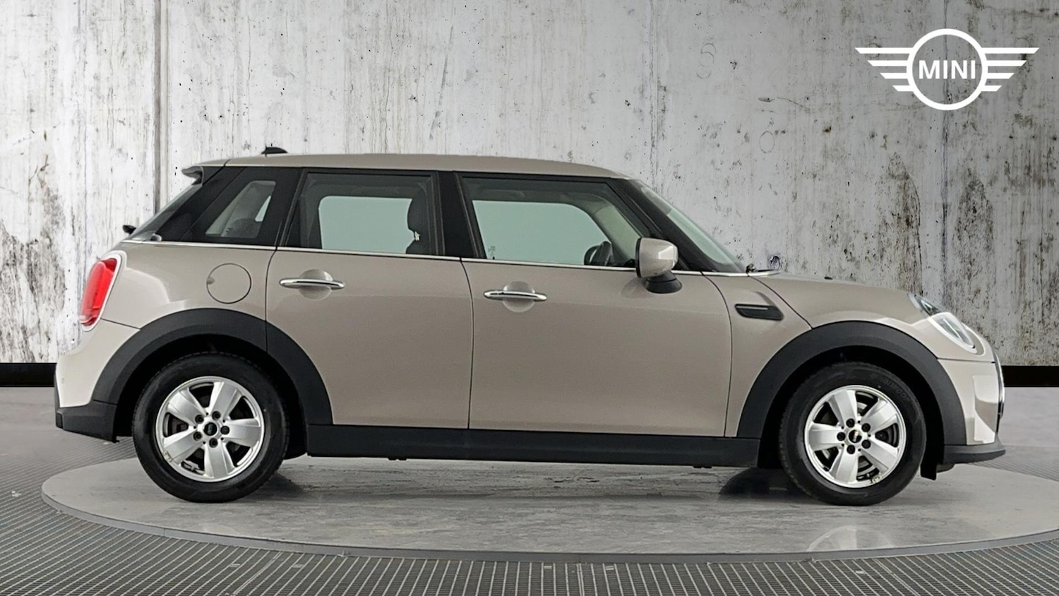 Used MINI Hatch 2022 for sale - 76760498: Photo 3