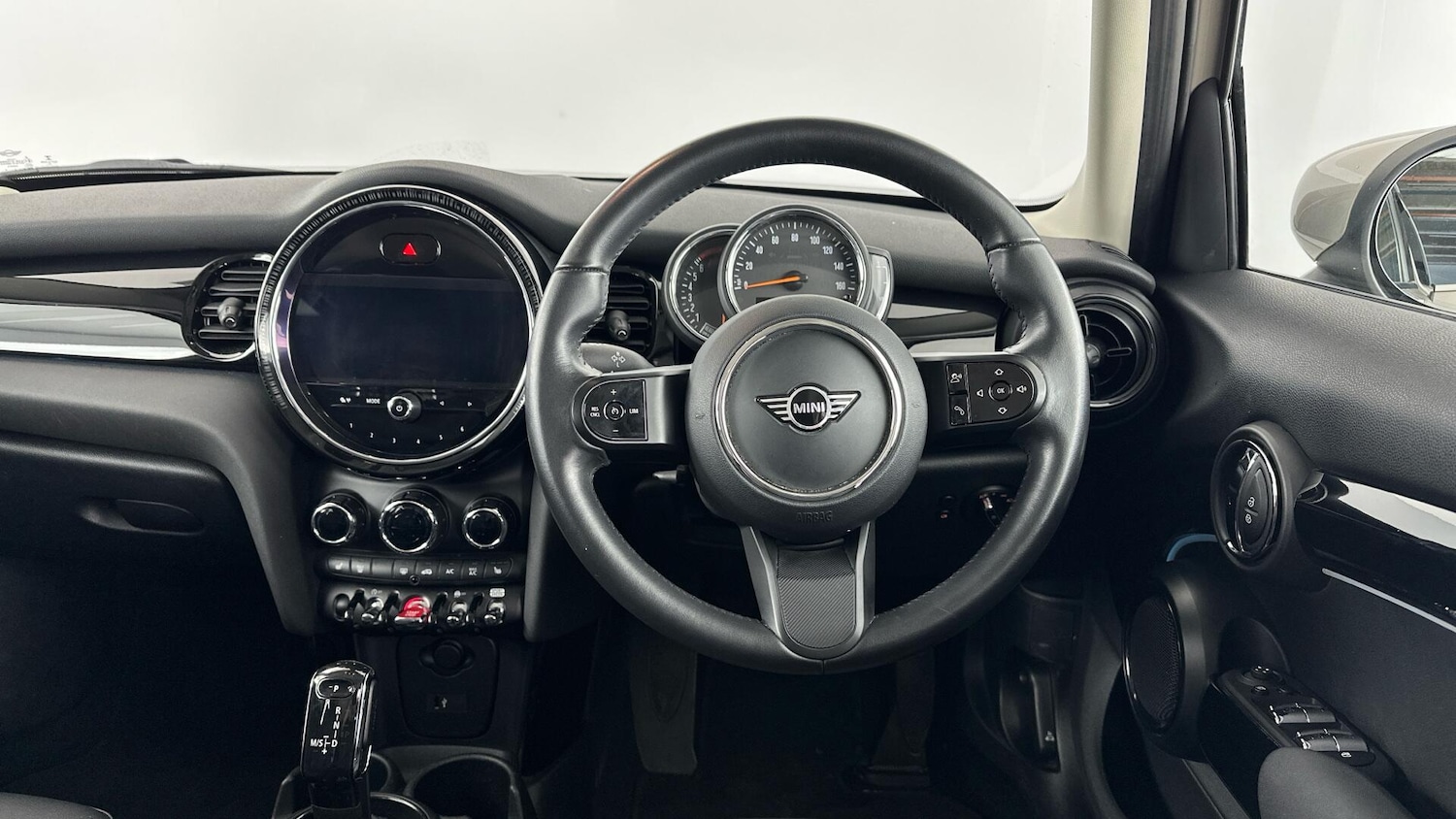 Used MINI Hatch 2022 for sale - 76760498: Photo 5