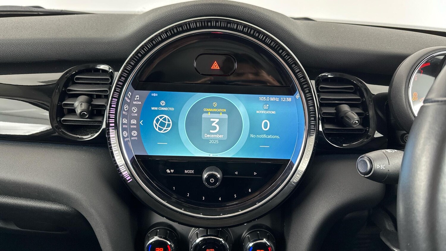 Used MINI Hatch 2022 for sale - 76760498: Photo 8