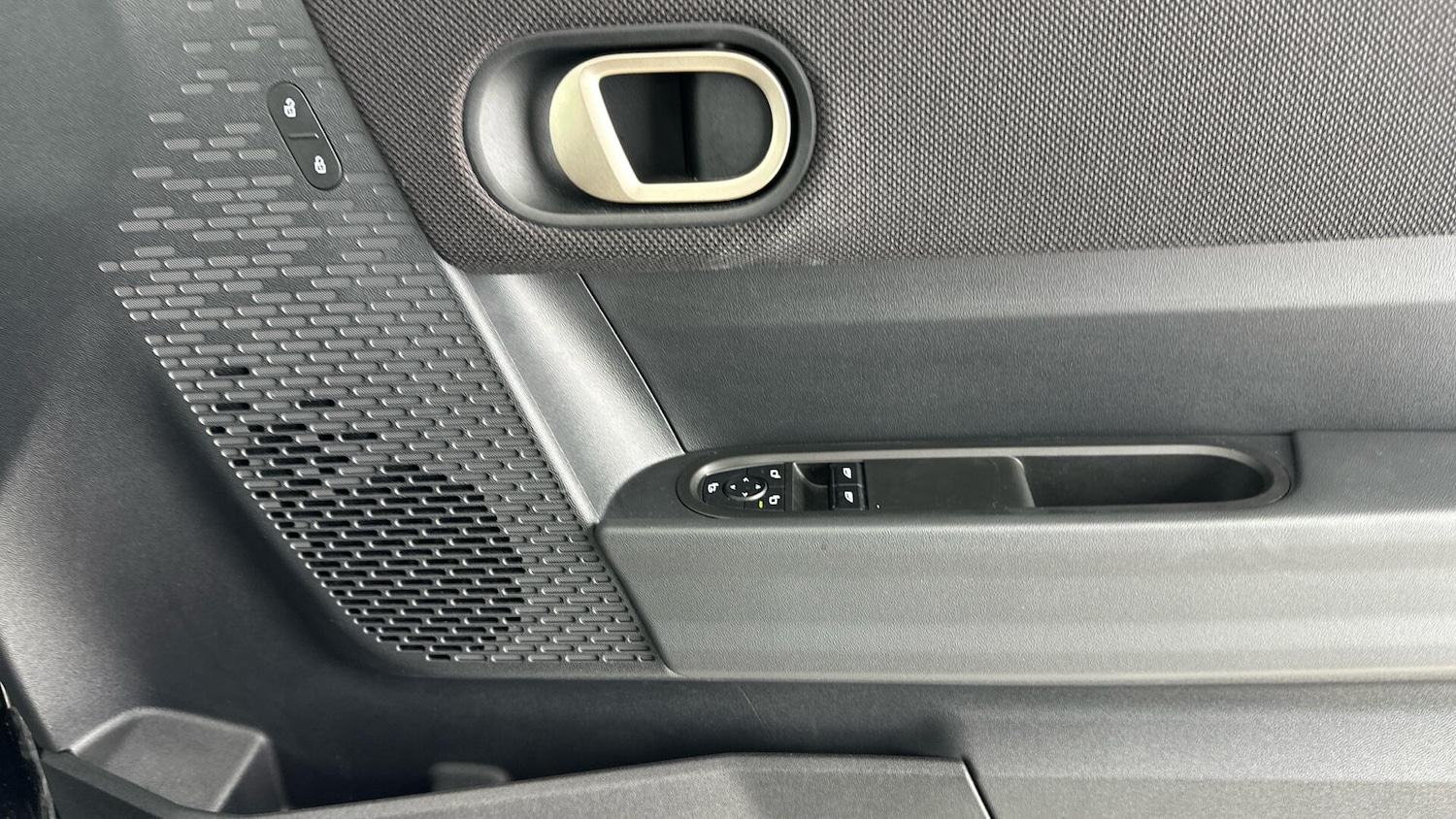 Used MINI Cooper 2025 for sale - 76760309: Photo 20