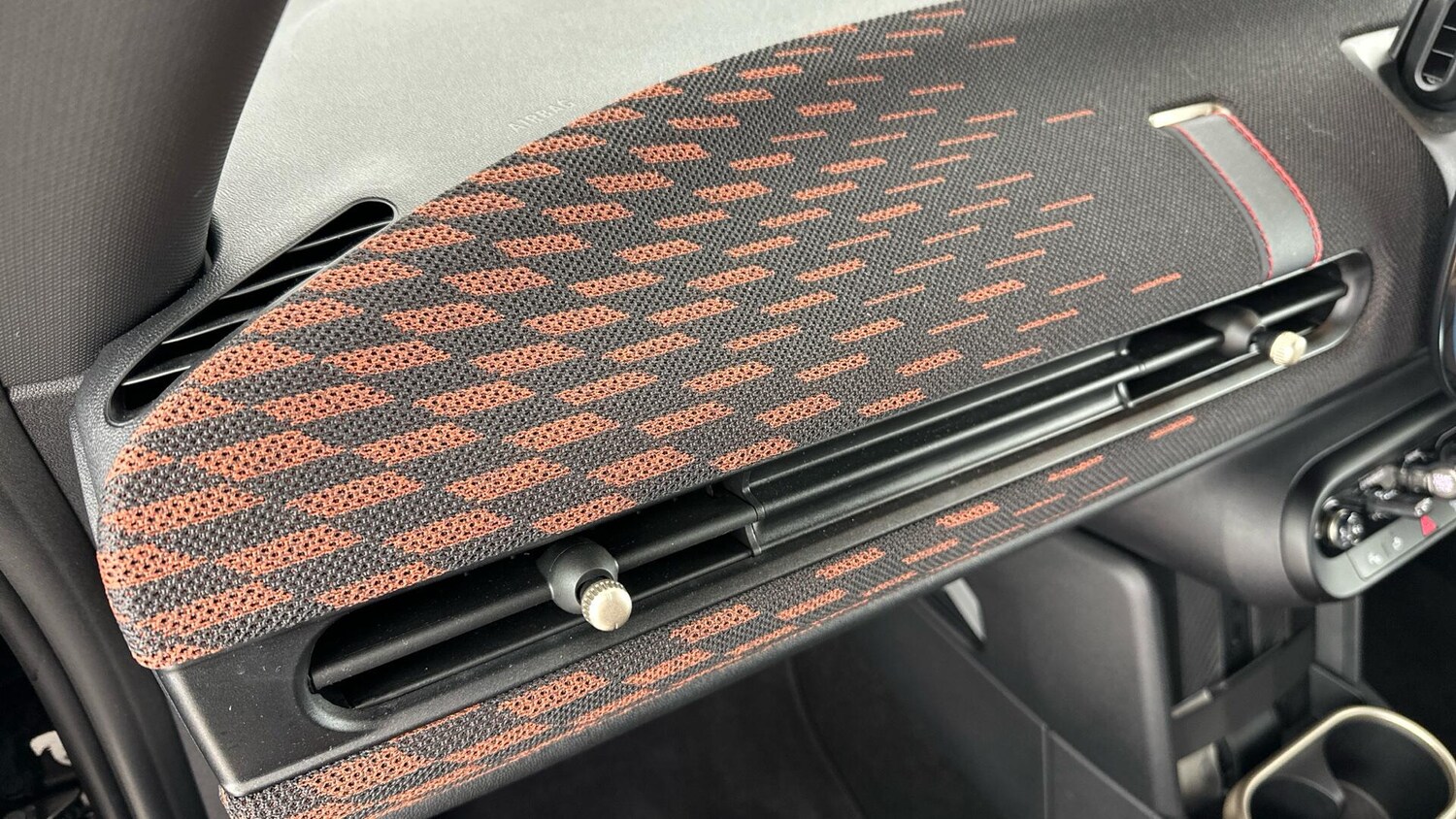 Used MINI Cooper 2025 for sale - 76760309: Photo 32