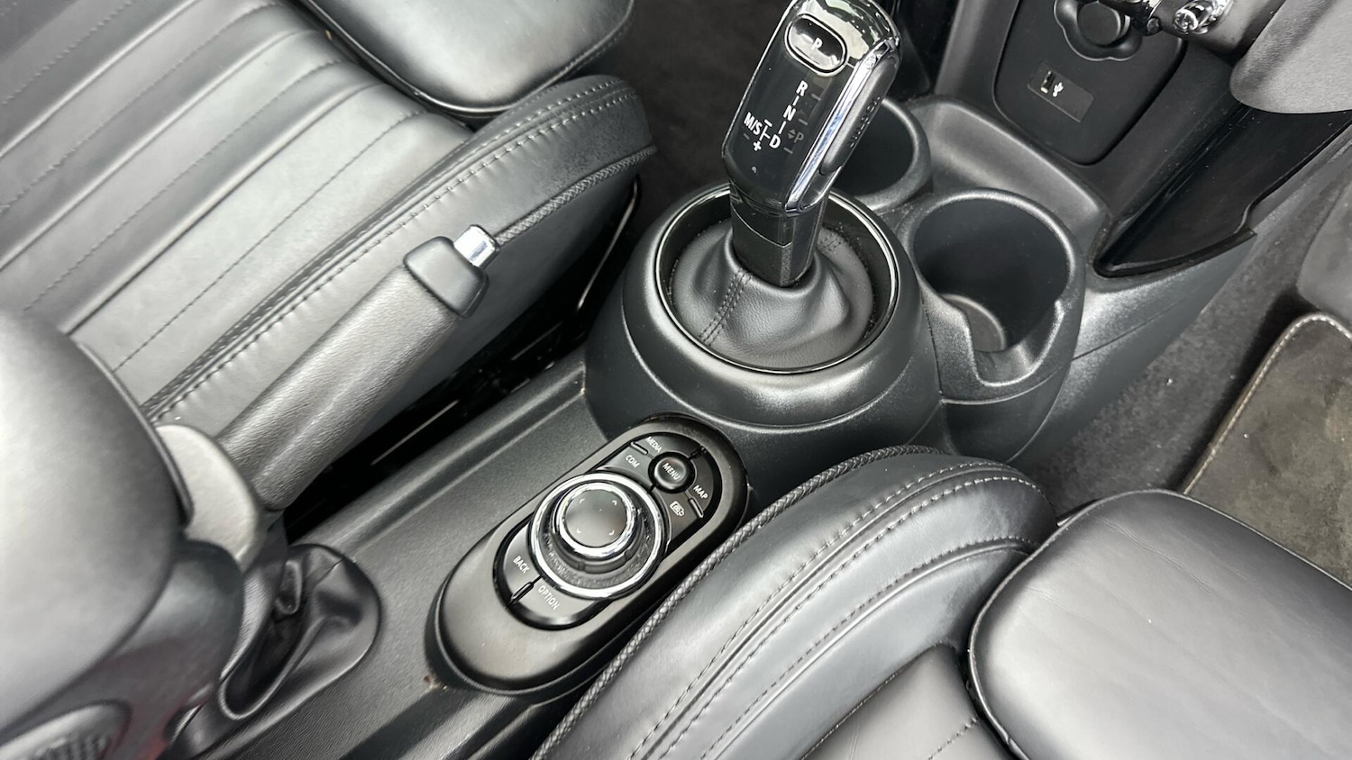 Used MINI Convertible 2023 for sale - 77496292: Photo 10