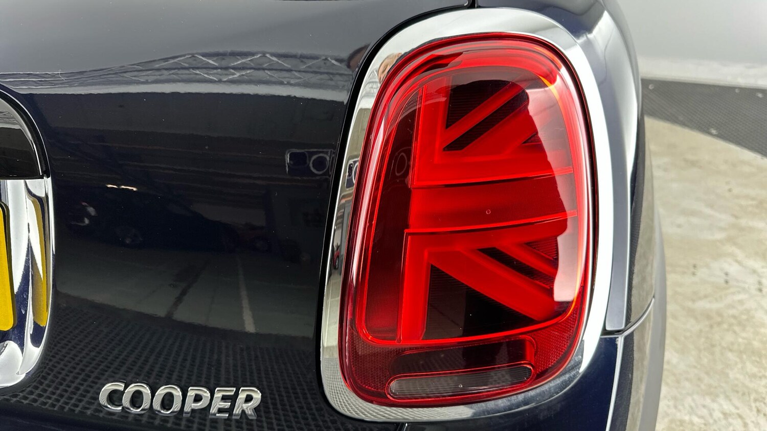 Used MINI Convertible 2023 for sale - 77496292: Photo 21