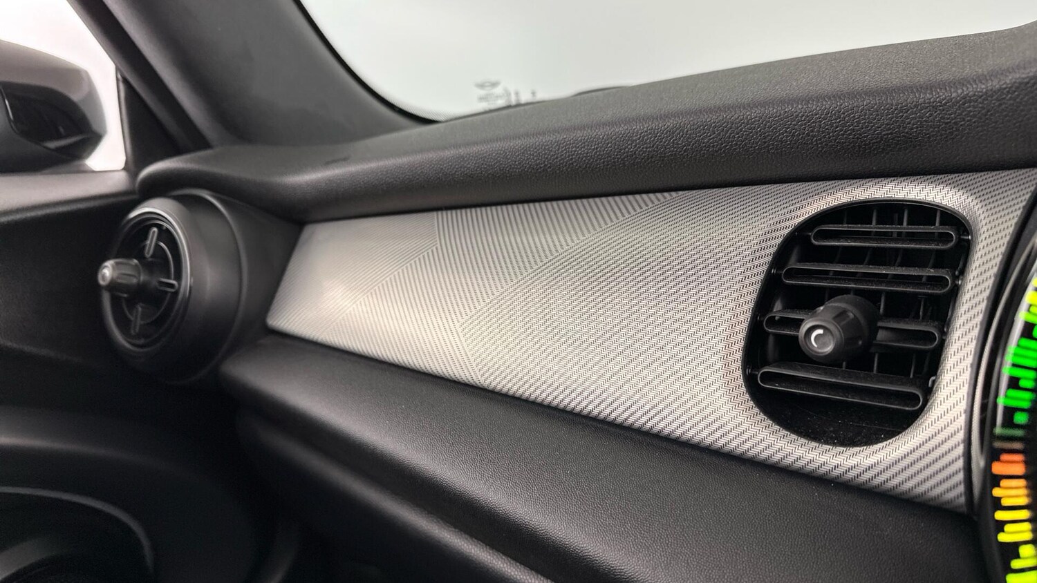 Used MINI Convertible 2023 for sale - 77496292: Photo 32