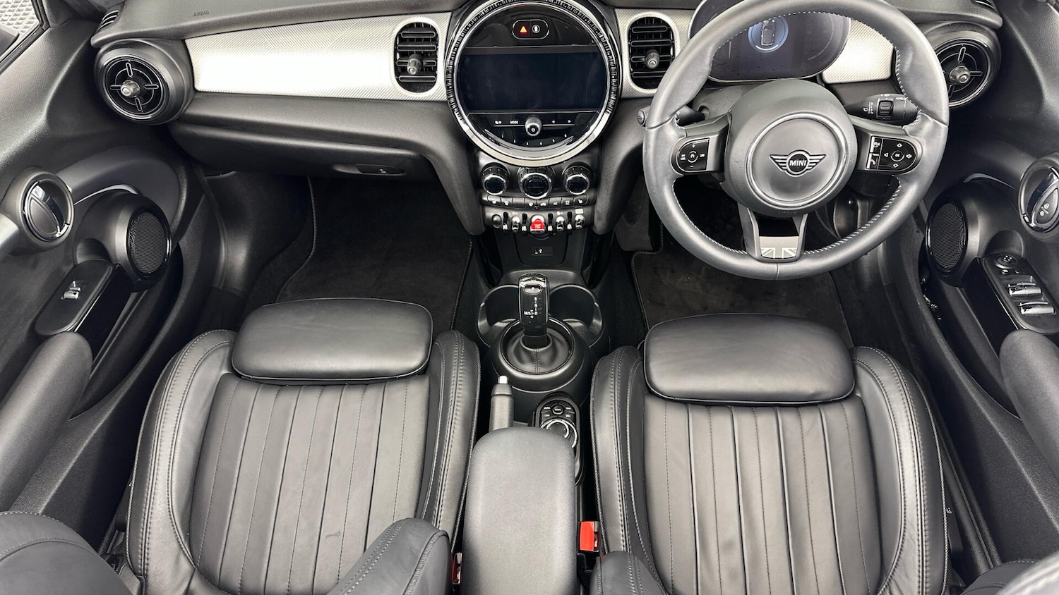 Used MINI Convertible 2023 for sale - 77496292: Photo 4