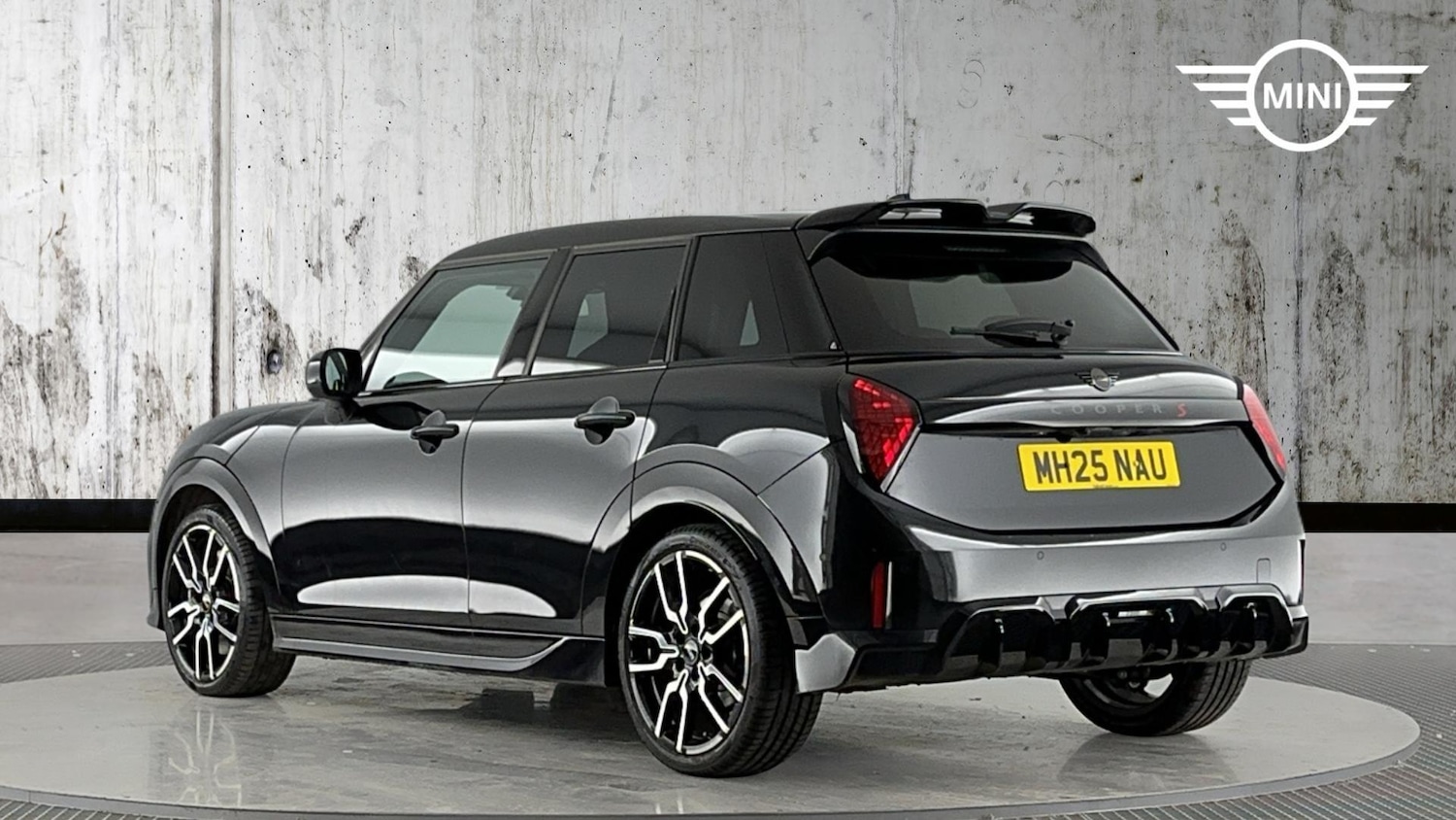 Used MINI Hatch 2025 for sale - 76781294: Photo 2