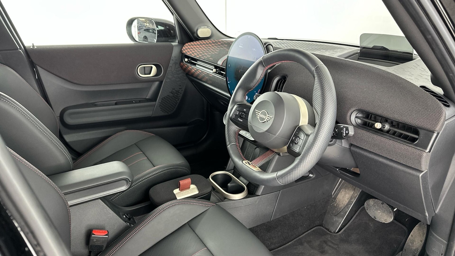 Used MINI Hatch 2025 for sale - 76781294: Photo 6