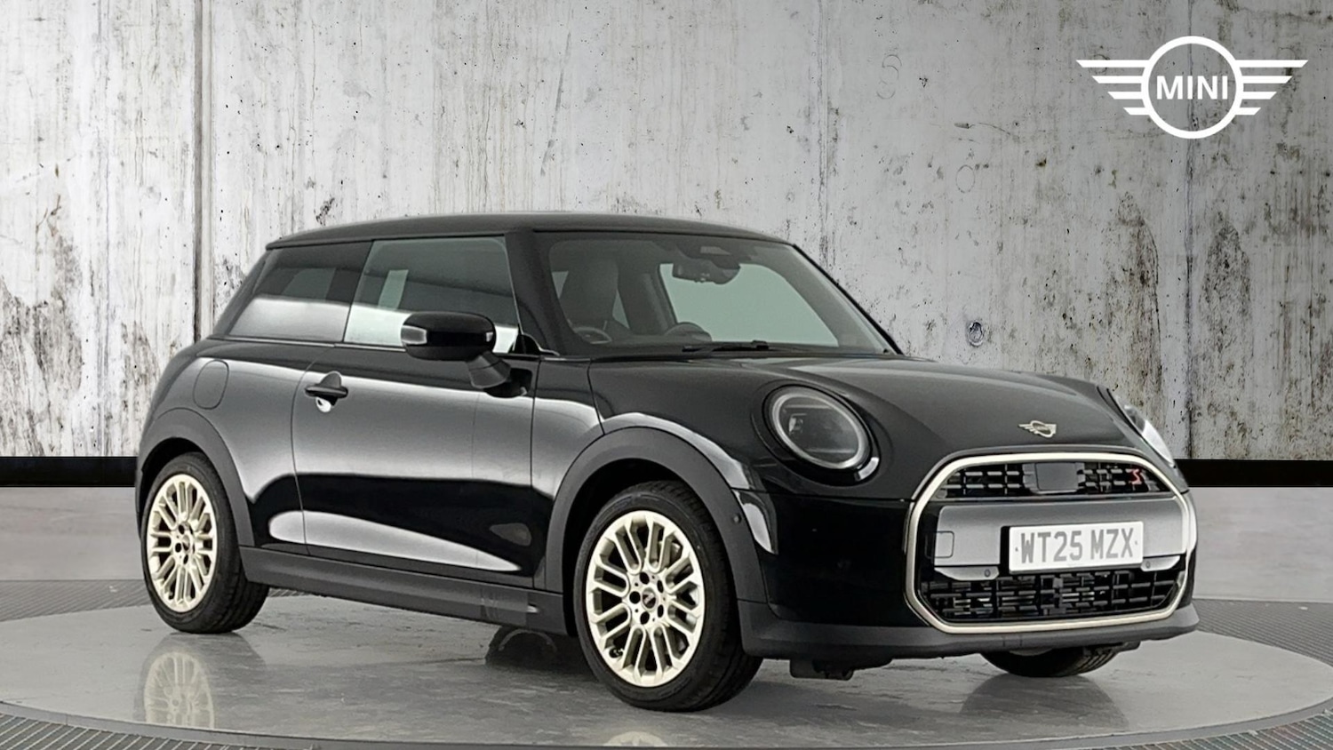 Used MINI Cooper 2025 for sale - 76760399: Photo 1