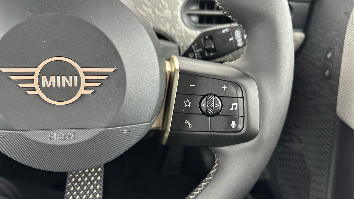 Used MINI Cooper 2025 for sale - 76760399: Photo 18