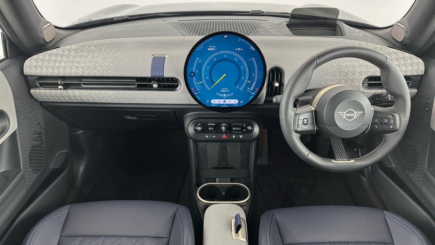 Used MINI Cooper 2025 for sale - 76760399: Photo 4