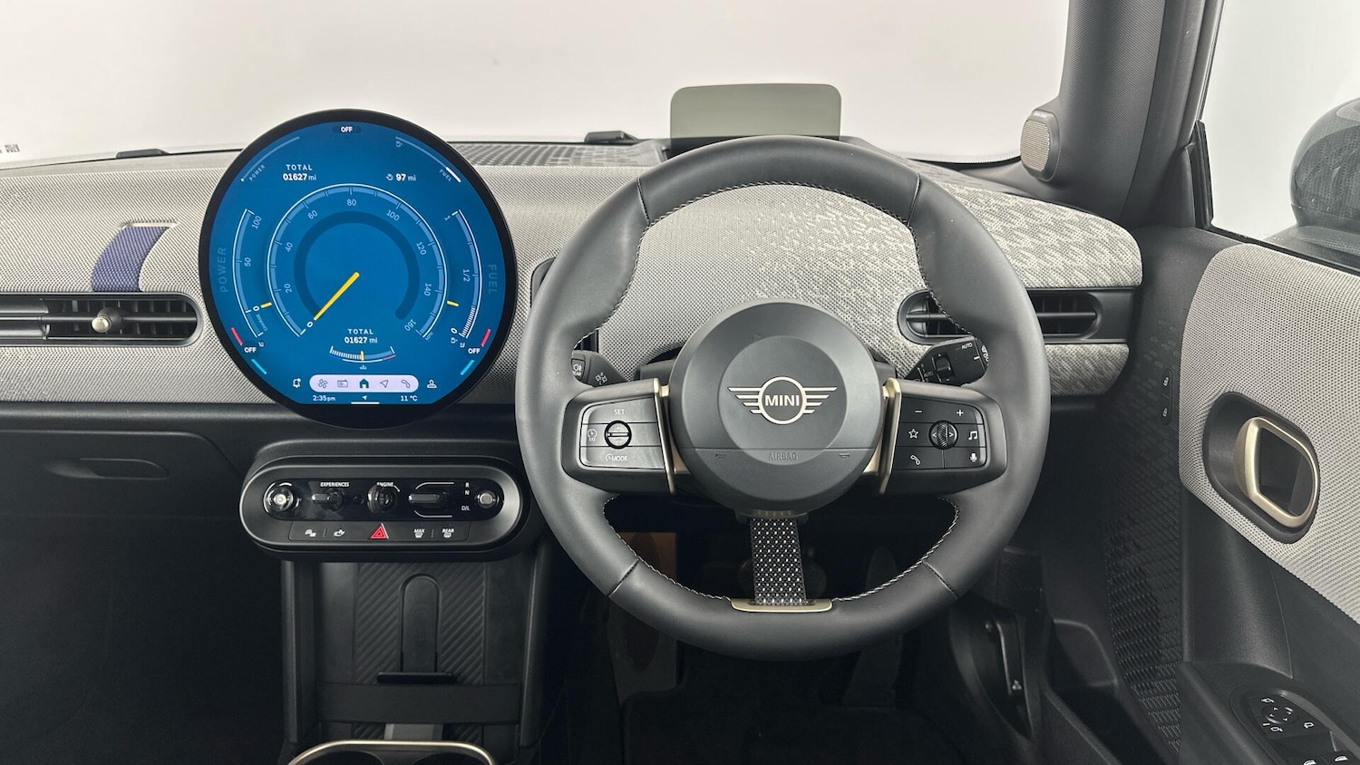 Used MINI Cooper 2025 for sale - 76760399: Photo 5